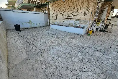 Casa in vendita, Via Polonia, Pomezia