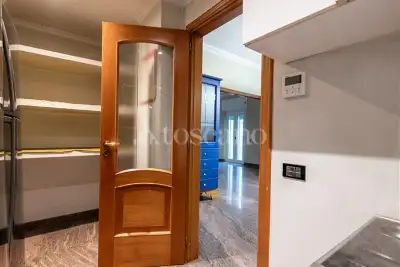 Ufficio in affitto, Via Alessandro Manzoni, Bari