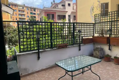 Casa in vendita, Via San Tommaso d'Aquino, Roma