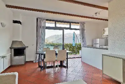 Casa in vendita, Via Casamora, Cuasso al Monte