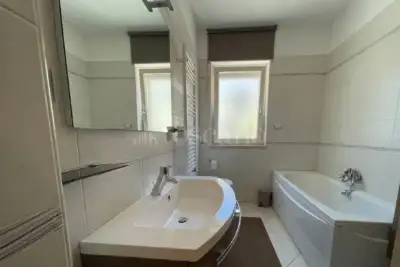Casa in vendita, Via Giovanni da Verrazzano, Brindisi