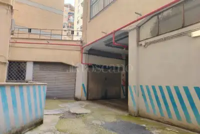Box in affitto, Via dei Prati dei Papa, Roma