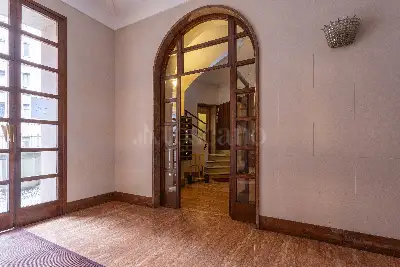 Casa in vendita, Via Eustachi, Milano