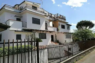 Villa Bifamiliare in vendita, Via Orroli, Roma