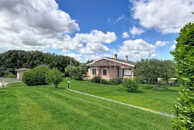 Villa in vendita, Strada Vicinale Monti Bianchinu 16, Sassari