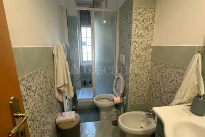 Casa in affitto, Via delle Spighe, Roma