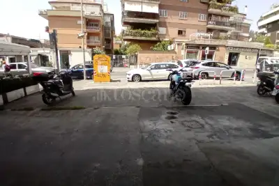 Negozio in affitto, Via Flaminia, Roma