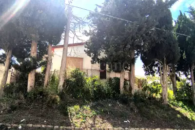 Casa Indipendente in vendita, Via Lipari, Valderice