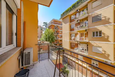 Casa in vendita, Via Luigi Ronzoni, Roma