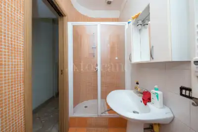 Casa in vendita, Via Apuania, Roma