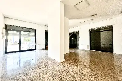 Negozio in vendita, Via Francesco Glisenti, Villa Carcina