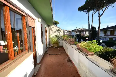 Villino a Schiera in vendita, Via Lago D'iseo, Santa Marinella