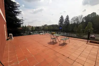 Casa in vendita, Via Noseda, San Fermo della Battaglia