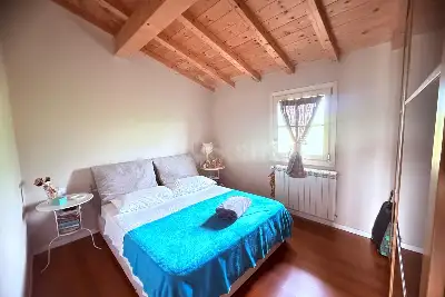 Casale in vendita, Via Cantone, Agliana