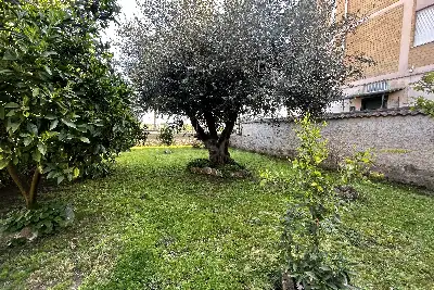 Villa in vendita, Via Roberto Paribeni, Roma