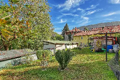 Casa Indipendente in vendita, Via Argentera, Cadegliano-Viconago