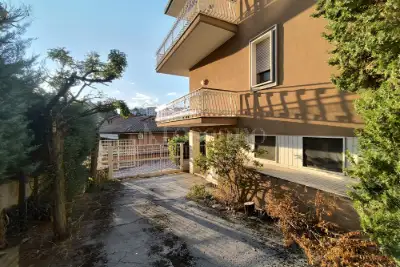Casa in vendita, Via Chieti 2, L'Aquila