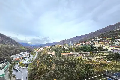 Casa in vendita, Via Giacomo Leopardi, Lumezzane