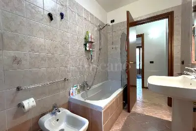 Casa in vendita, Via Castelletto, Pozzolengo