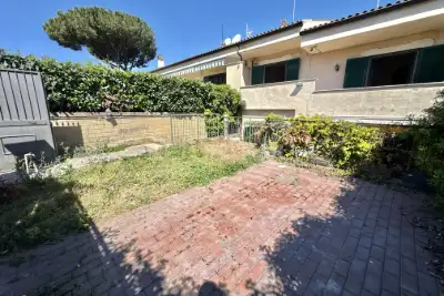 Villa in vendita, Via Cesare Bazzani, Roma