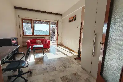 Casa in vendita, Via Vincenzo Tomassini, Roma