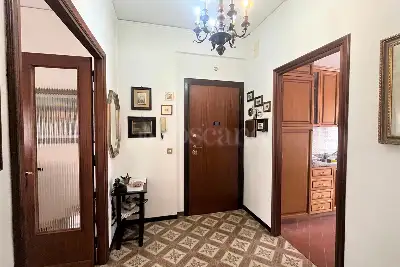 Casa in vendita, Via Alberto Casella, Prato