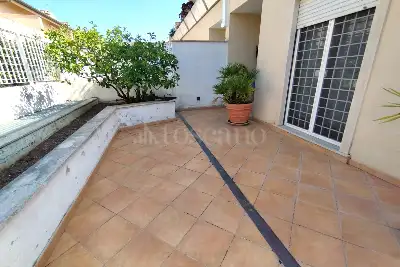 Villino a Schiera in vendita, Via Fanano, Roma