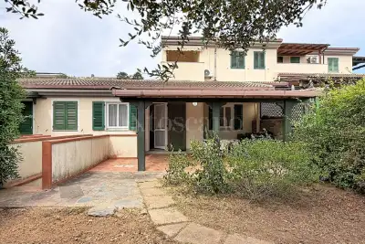 Villino a Schiera in vendita, Via Cala Lupo, Stintino