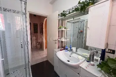 Casa in vendita, Via dei Carraresi, Roma