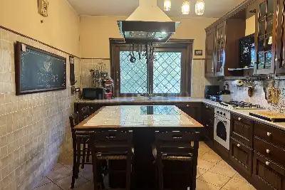 Villa in vendita, Via Torcegno, Roma