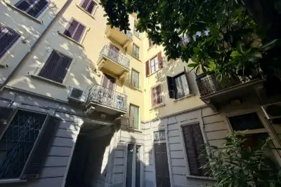 Casa in vendita, Via Plinio, Milano