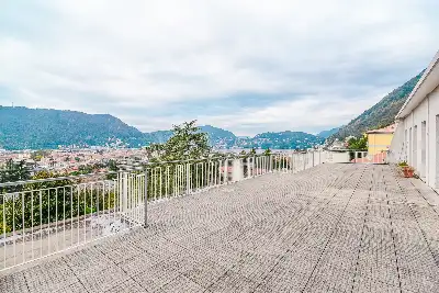 Casa in vendita, Via Crispi, Como