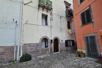 Casa Indipendente in vendita, Via Corte Intro 5, Bosa