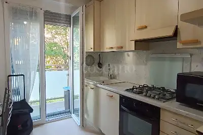 Casa in vendita, Via Ugo Betti, Milano