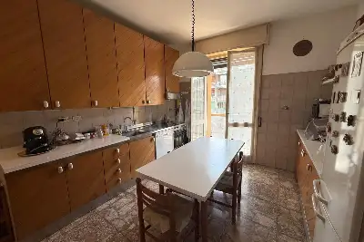 Casa in vendita, Piazzale Risorgimento, Modena