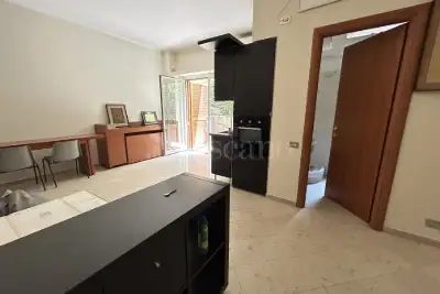 Casa in vendita, Via Guido Guinizelli, Roma