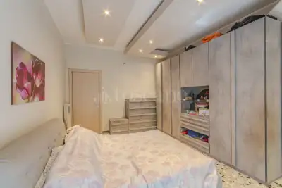 Casa in vendita, Via Raffaele Battistini, Roma