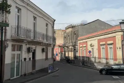 Casa Indipendente in vendita, Via Roma, San Giovanni la Punta