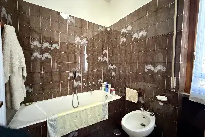 Casa in vendita, Via Lucerna, Milano