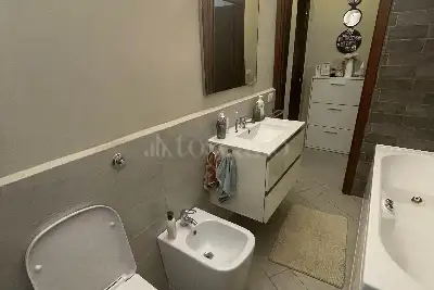 Casa in vendita, Via Silvio Pellico, Pomezia