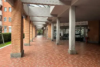 Negozio in vendita, Via Lucio Lombardo Radice, Roma