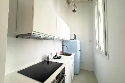 Casa in vendita, Via Galliera, Bologna