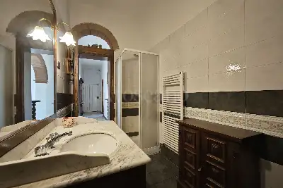 Casa in vendita, Viale  Cavour , Siena