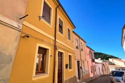 Casa Indipendente in vendita, Via Roma, Cargeghe