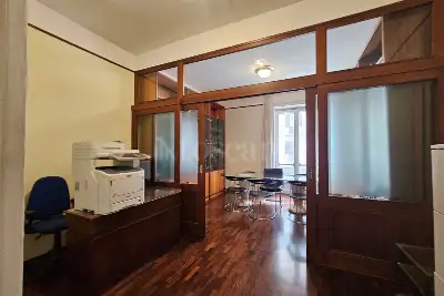 Casa in vendita, Via Santa Lucia, Napoli