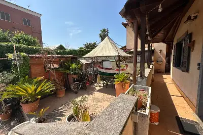 Villa Plurifamiliare in vendita, Via Carlo Tincani, Roma