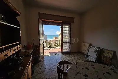 Casa in vendita, Via Svezia, Pomezia