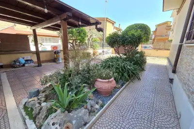 Casa in vendita, Via Gian Piero Bellori, Roma