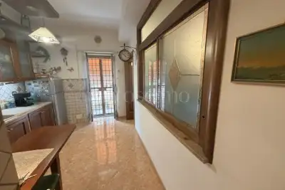 Casa in vendita, Via Virgilio, Pomezia