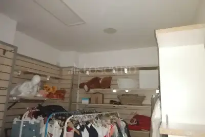 Negozio in affitto, Via Portuense, Roma